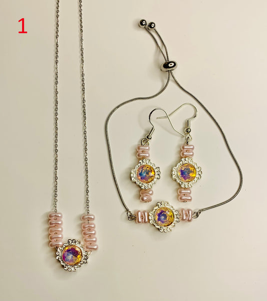 ✨ Handmade Jewellery & Charms ✨